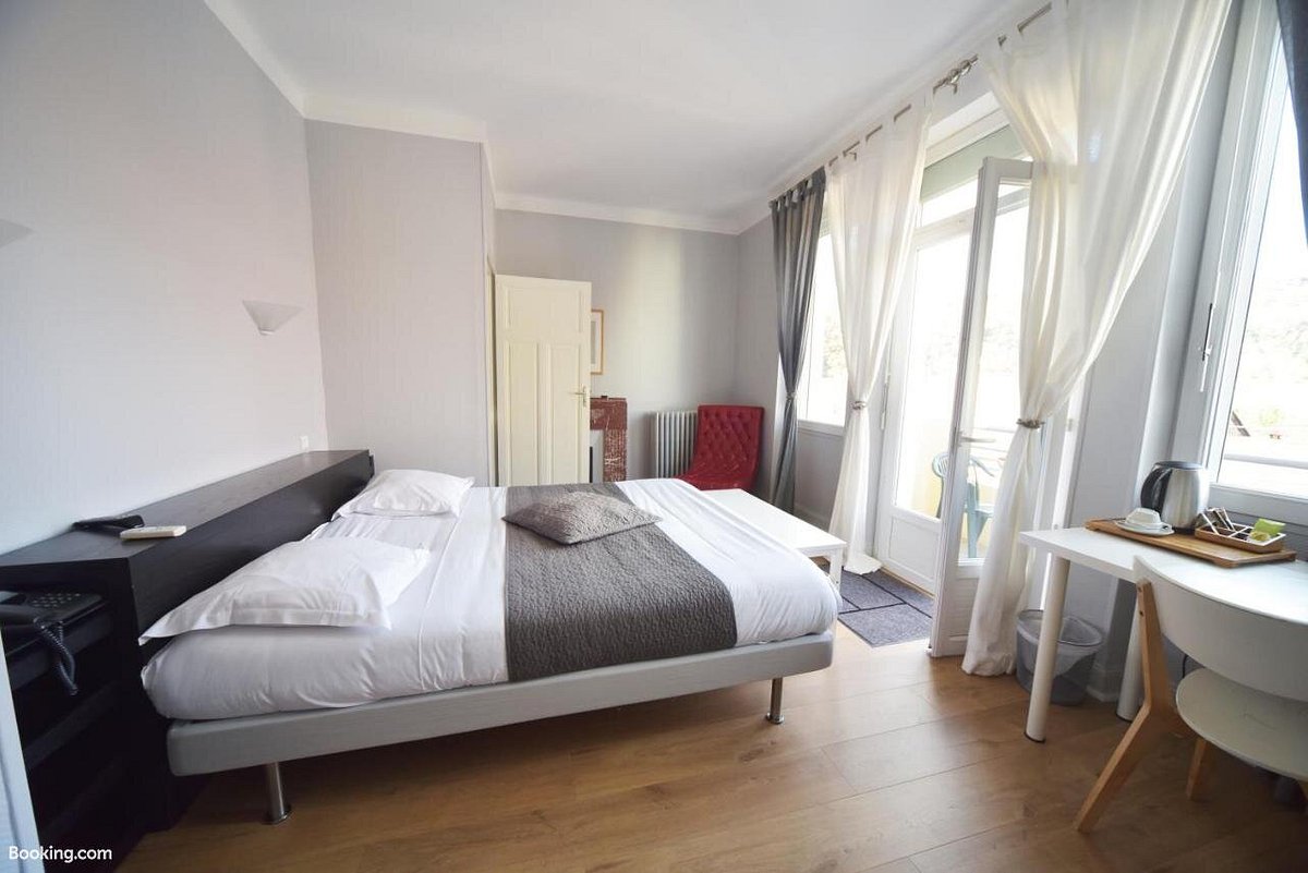 Hotel-de-Paris-2-Capdenac-Gare-chambre-ter.jpg