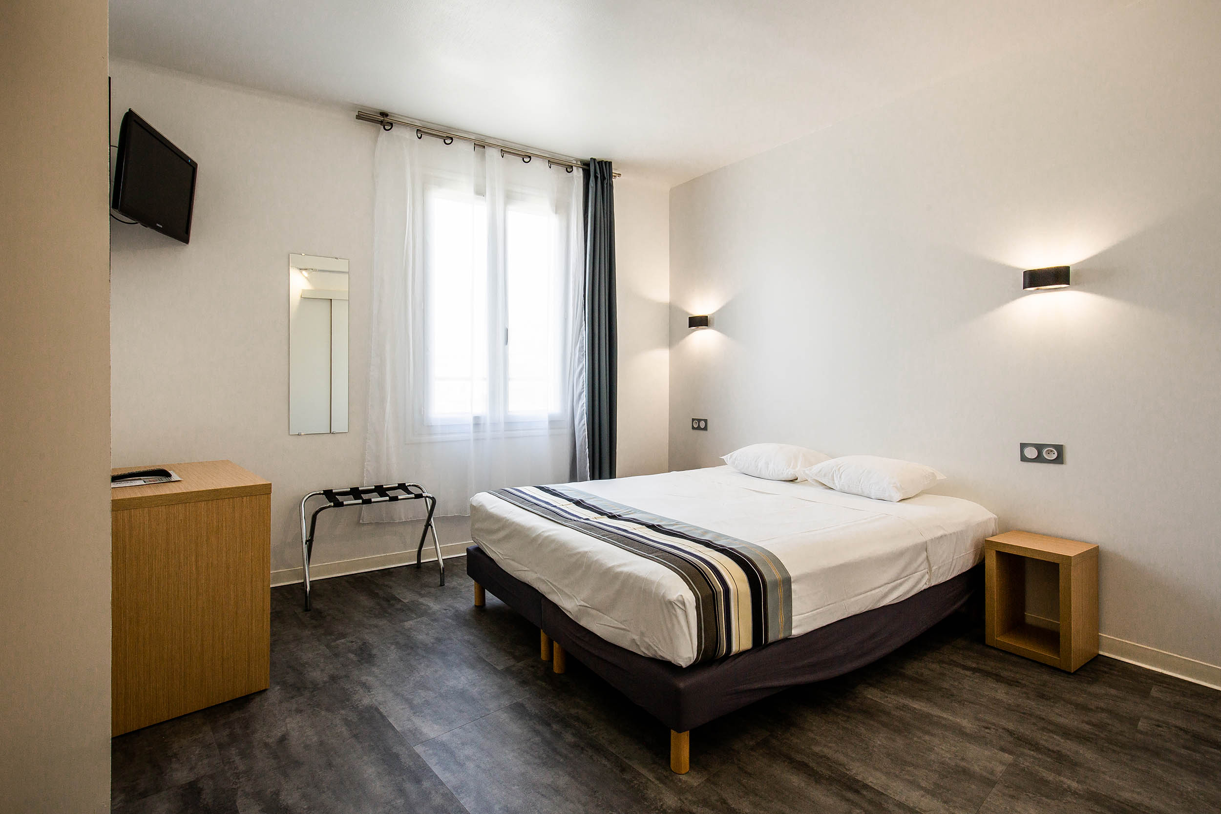 Chambre-hotel-PB-Paris-Barcelone-Perpignan.jpg