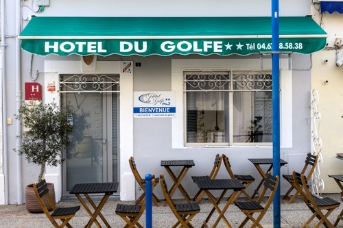 Facade-Hotel-du-Golfe-Balaruc-Les-Bains.jpeg