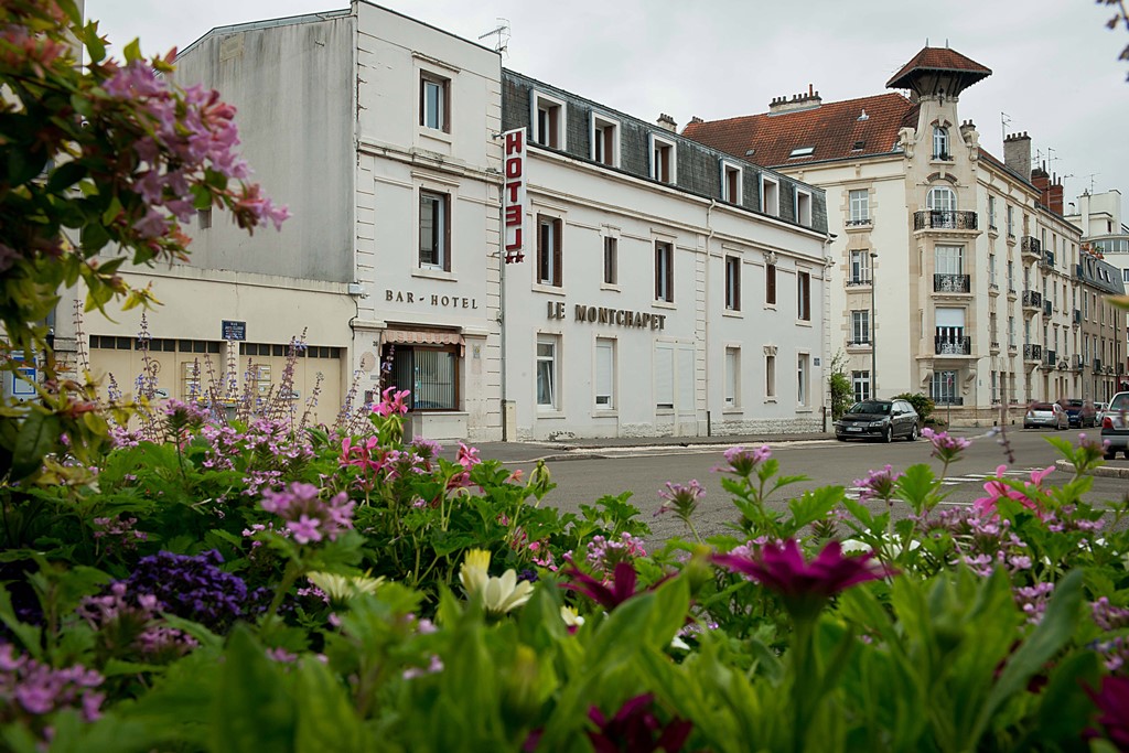 Facade-Hotel-Montchapet-Dijon.jpg